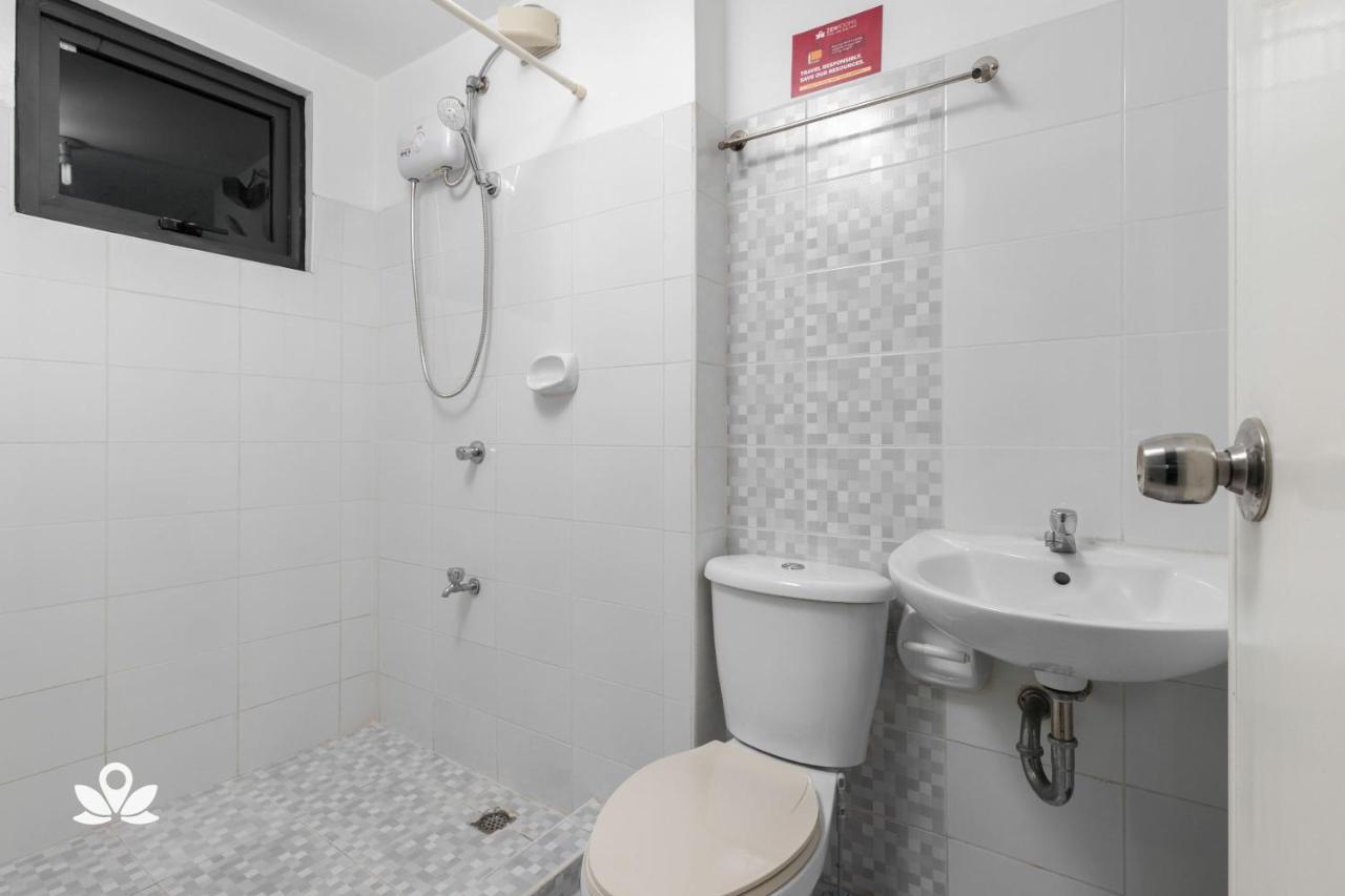 Zen Rooms Adb Avenue Ortigas Pasig City المظهر الخارجي الصورة
